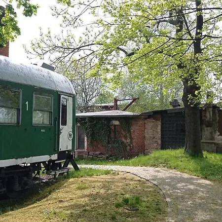 캠프장 Wagony Sypialne W Muzeum Kolejnictwa