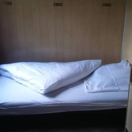 캠프장 Wagony Sypialne W Muzeum Kolejnictwa *